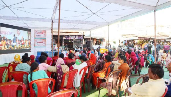 शपथ ग्रहण समारोह का सीधा प्रसारण  लोगों में भारी उत्साह