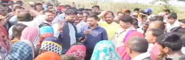 इथेनॉल प्लांट के विरोध में 700 ग्रामीण एकजुट, प्रशासन ने तत्काल रूकवाया काम 