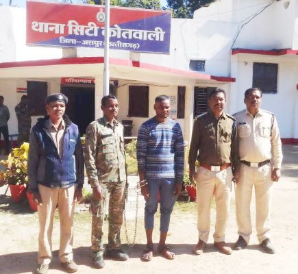 दीवार फांदकर फरार दूसरा बंदी गिरफ्तार