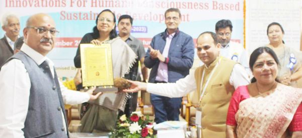 समाज, राज्य व राष्ट्र में शिक्षा के गुणवत्ता बनाने हम सभी की जिम्मेदारी-डॉ. अरुणा