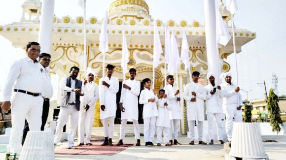  सतनाम शोभा यात्रा निकाली