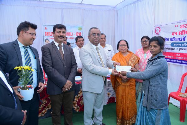 नेशनल लोक अदालत में 2549 प्रकरण निराकृत