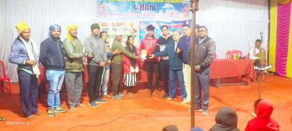 7 दिवसीय शिविर में कवि सम्मेलन 