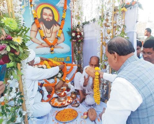 गुरु घासीदास जयंती, शिवरतन ने किया शोभायात्रा का स्वागत