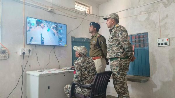 नक्सलियों की कमर तोड़ेंगे आधुनिक सीसीटीवी कैमरे