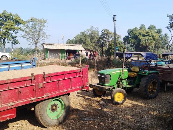 अवैध रेत परिवहन में लगी गाडिय़ां जब्त