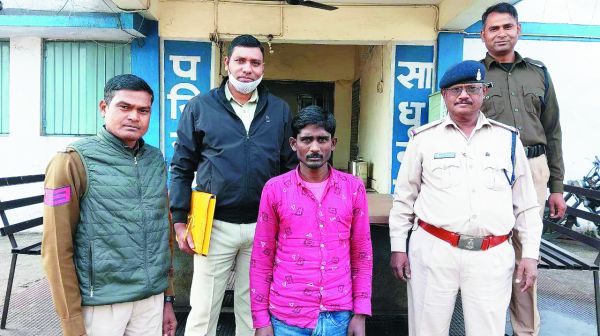 नाबालिग से रेप, बिहार से आरोपी गिरफ्तार 