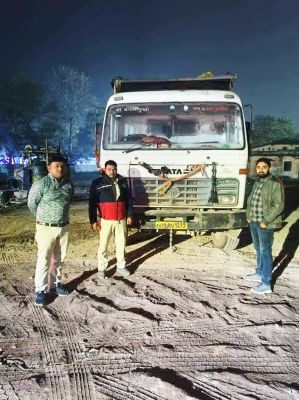 अवैध परिवहन, 3 गाडिय़ां जब्त