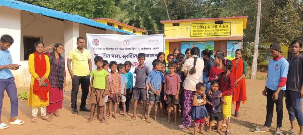 स्वयंसेवकों ने चलाया  ग्राम संपर्क अभियान