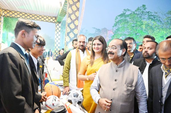 देश का भविष्य हैं छात्र, भविष्य संवारने  की जिम्मेदारी शिक्षकों पर-साव