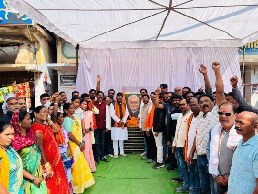 केंद्र व प्रदेश सरकार की जनकल्याणकारी योजनाओं को जन-जन तक पहुंचाएं- किरणदेव