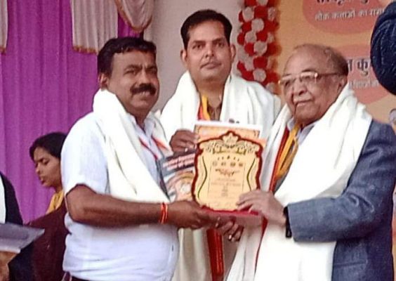 गिरीश शर्मा स्वदेश भारत गौरव सम्मान से सम्मानित