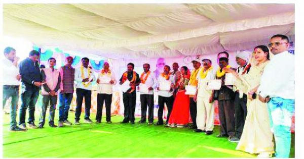 छुही-झुरातराई में विकसित भारत संकल्प यात्रा का आयोजन