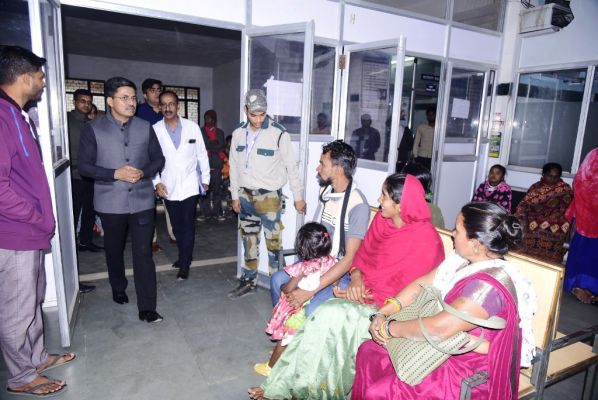 सिम्स में मरीजों के लिए टोकन, कतार नहीं कुर्सियां लगेंगी, डॉक्टरों की ड्यूटी चार्ट मोबाइल नंबर संग दिखेगी