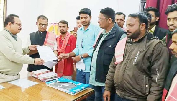 जोहार छग पार्टी ने राज्यपाल के नाम ज्ञापन सौंपा