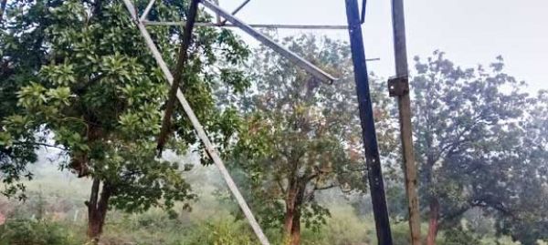 घना कोहरा-कड़ाके की ठंड, जनजीवन प्रभावित