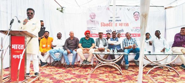 विकसित भारत संकल्प यात्रा शिविर, हितग्राहियों ने उठाया लाभ