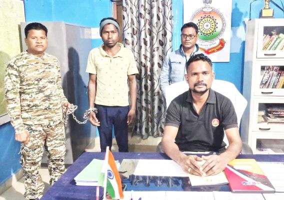 चरित्र संदेह, पत्नी पर हमला, आरोपी गिरफ्तार