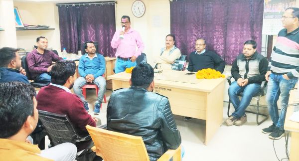 कार्यपालन अभियंता सिंह को दी विदाई