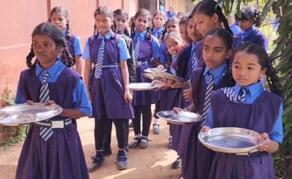 4 माह से भुगतान नहीं, मध्यान्ह भोजन बंद होने की कगार पर 