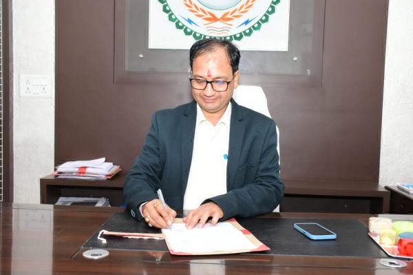 नए कलेक्टर अग्रवाल ने सम्हाला पदभार