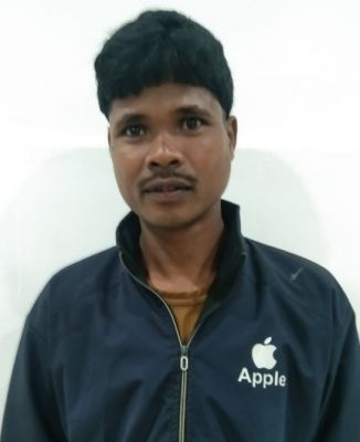 विस्फोटक संग नक्सली बंदी