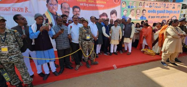 रामलला की प्राण प्रतिष्ठा के दिन प्रदेश में शासकीय अवकाश घोषित करने सीएम को ज्ञापन 