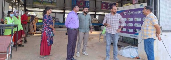  एमआरएफ सेंटर के कार्यों और गतिविधियों का कलेक्टर ने लिया जायजा