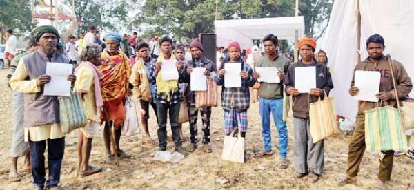  डिजिटल भारत में तीन कागज जमा करने 10 किमी पैदल, भटकते रहे राष्ट्रपति दत्तक पुत्र