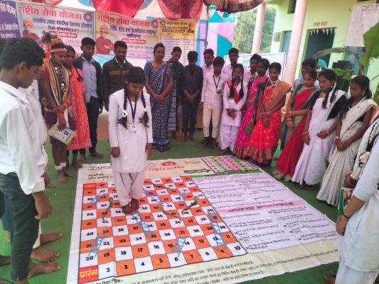 टीबी मुक्त भारत के लिए रासेयो शिविर में किया जागरूक