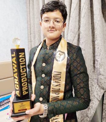 नवापारा के निमित्त जैन बने इंडियाज टॉप मॉडल
