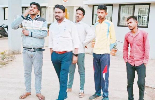 हत्या के मामले में नपं सीएमओ सहित 4 गिरफ्तार