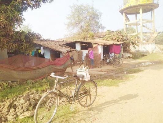 अवैध खोमचों को तत्काल बंद कराया 