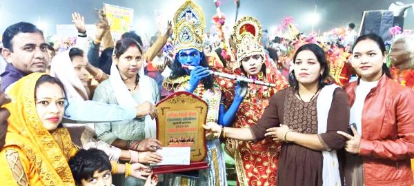 मड़ई मेला सुलोनी में राउत नाचा स्पर्धा, विजेता पुरस्कृत