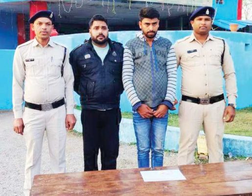 घर में चोरी, नाबालिग समेत 2 बंदी, खरीदार भी पकड़ाया