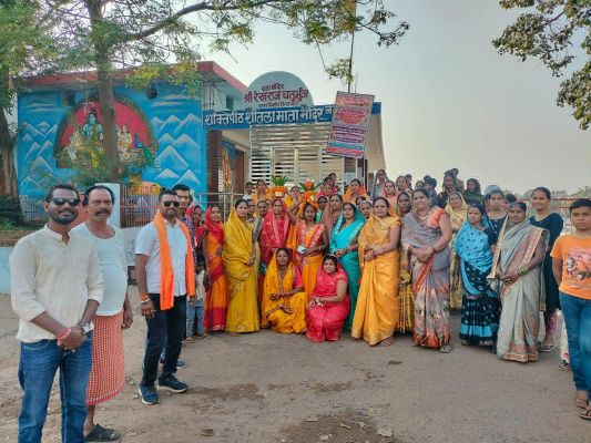 अक्षत कलश यात्रा निकाली
