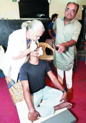 ग्रामीण क्षेत्रों में आज भी दंत रोगों के प्रति जागरुकता का अभाव-डॉ. जोशी