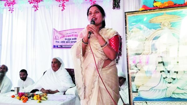 संत कबीर साहेब ने मानवीय जीवन के सभी मूल रूपों को बताया-साध्वी चंद्रकला