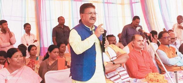 आदिवासी समाज से मुख्यमंत्री बनने से कांग्रेसियों के पेट में दर्द हो रहा है-कृष्ण कुमार राय