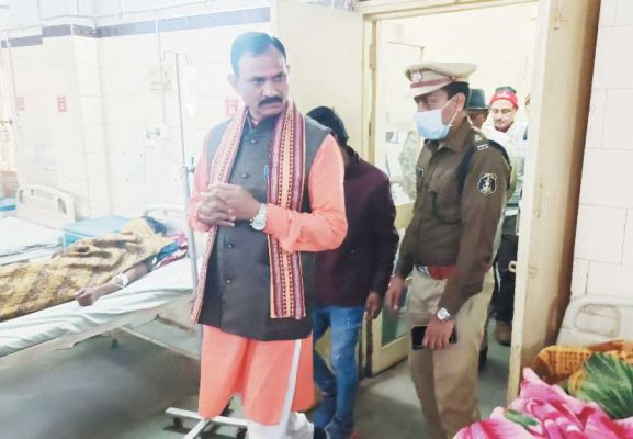 बैकुंठपुर में एम्स खोलने के स्वास्थ्य मंत्री ने दिए संकेत