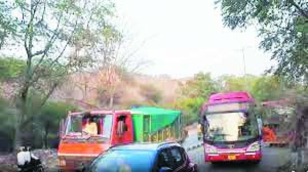 अब तक बायपास मार्ग संगम पर  नहीं लग सका हाई मास्टर लैंप 