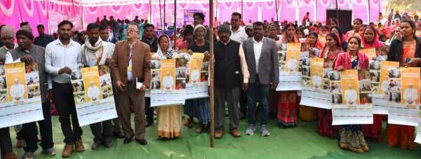 विकसित भारत संकल्प यात्रा रथ पहुंची बगरा