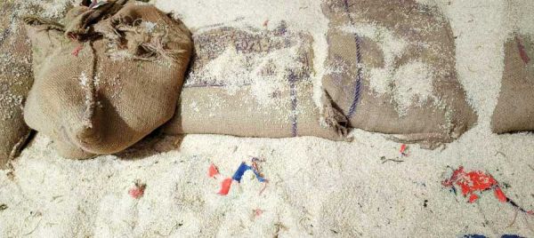 पीडीएस चावल में कीड़े-कंकड़ जांच कर होगी कार्रवाई -एसडीएम