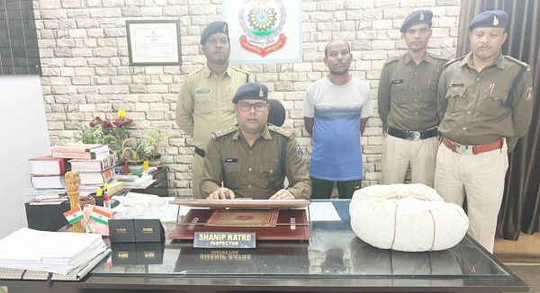 गांजा संग आरोपी गिरफ्तार