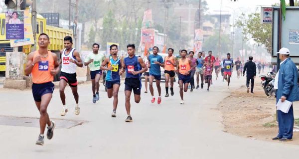 मैराथन दौड़ स्पर्धा के साथ अहिंसा उत्सव सप्ताह शुरू