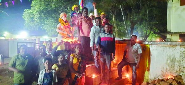 गोंडियन परधान समाज ने मनाया हिरासुका लिंगों बाबा जयंती