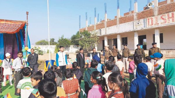 दिशा पब्लिक स्कूल रोहिना में गणतंत्र दिवस