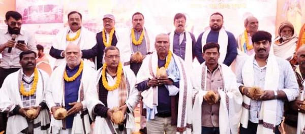 कार सेवकों व प्रचारकों का सम्मान