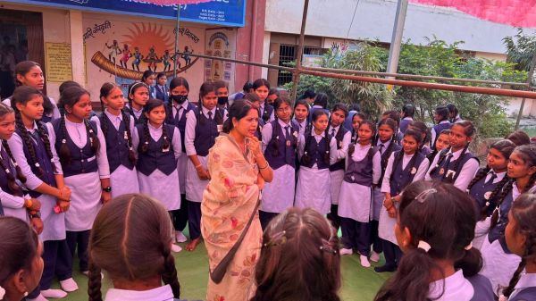 परीक्षा में चर्चा कार्यक्रम अध्ययनरत विद्यार्थियों का बढ़ाया मनोबल- रंजना 