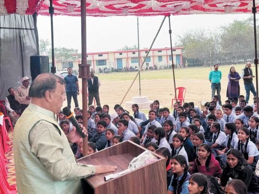 परीक्षा पे चर्चा: भाजपा उपाध्यक्ष हुए शामिल